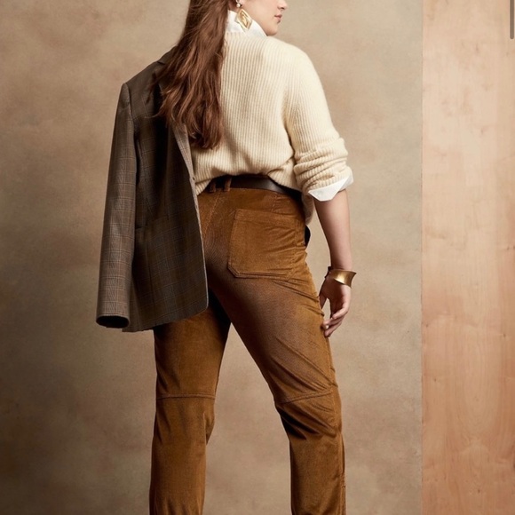 Slim Corduroy Utility Pant | Size 6Reg - Picture 2 of 5